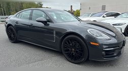 2023 Porsche Panamera 4 Platinum Edition