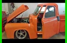 1953 Ford F-100 Pickup Truck (Frame-Off Restoration) Stock #399138