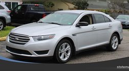 2017 Ford Taurus SE