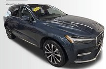 2023 Volvo XC60 B5 Plus Bright Theme