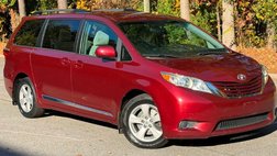 2016 Toyota Sienna LE FWD 8-Passenger V6