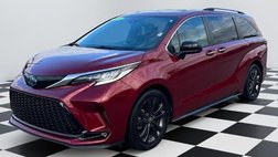 2022 Toyota Sienna XSE 7-Passenger
