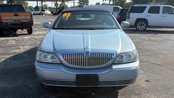 2005 Lincoln Town Car Signature