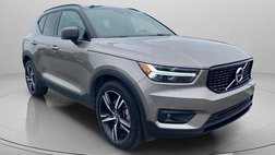 2022 Volvo XC40 T4 R-Design