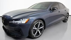 2024 Volvo S60 B5 Ultimate Dark Theme