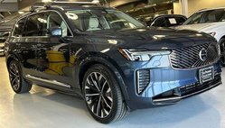 2025 Volvo XC90 T8 Ultra Bright Theme 6P