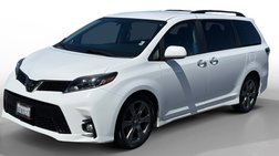 2018 Toyota Sienna SE 8-Passenger