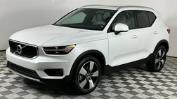 2021 Volvo XC40 T5 Momentum