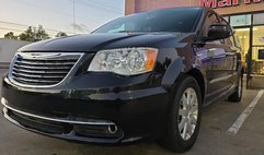 2016 Chrysler Town and Country Touring
