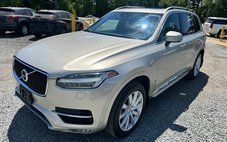 2018 Volvo XC90 T6 Momentum