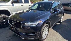 2017 Volvo XC90 T6 Momentum