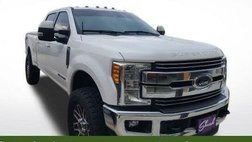 2017 Ford Super Duty F-250 Lariat