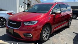 2024 Chrysler Pacifica Hybrid Pinnacle