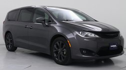 2020 Chrysler Pacifica Touring