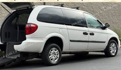 2005 Chrysler Town and Country LX