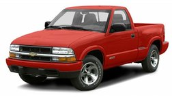 2002 Chevrolet S-10 LS