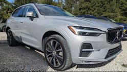 2022 Volvo XC60 B5 Momentum