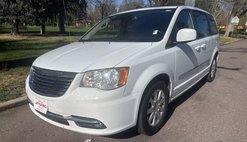 2015 Chrysler Town and Country Touring