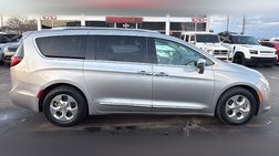 2018 Chrysler Pacifica Hybrid Limited