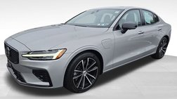 2023 Volvo S60 Recharge T8 Plus Dark Theme