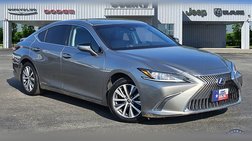 2019 Lexus ES 300h Luxury