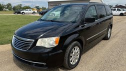 2014 Chrysler Town and Country Touring