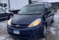 2006 Toyota Sienna LE 7 Passenger