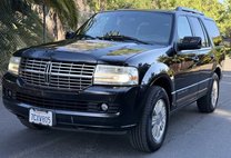 2012 Lincoln Navigator Base