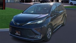 2022 Toyota Sienna XLE 7-Passenger