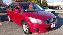 2009 Volkswagen Routan SE