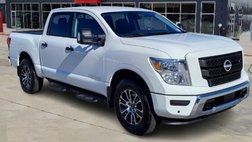 2023 Nissan Titan SV