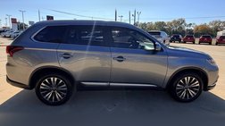 2020 Mitsubishi Outlander SE