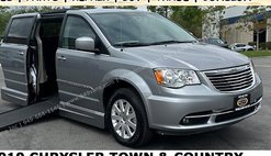 2010 Chrysler Town and Country Touring