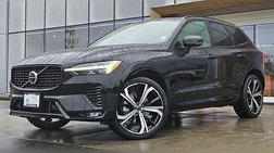 2023 Volvo XC60 B5 Ultimate Dark Theme