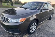 2010 Kia Optima LX