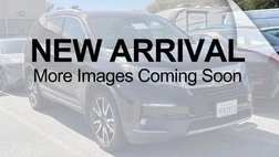 2021 Honda Pilot Touring w/Rear Captain's Chairs