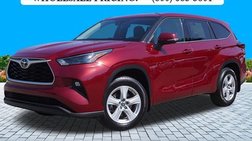 2022 Toyota Highlander LE