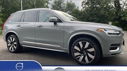 2024 Volvo XC90 Recharge T8 Ultimate Bright Theme 7P