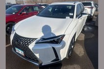 2025 Lexus UX 300h Premium