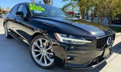 2021 Volvo S60 T5 Momentum