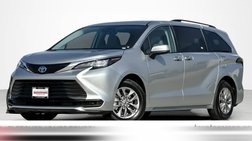 2024 Toyota Sienna LE 8-Passenger