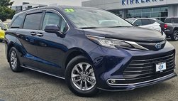 2023 Toyota Sienna XLE 7-Passenger