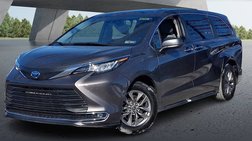 2022 Toyota Sienna XLE 7-Passenger