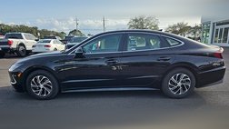 2023 Hyundai Sonata Hybrid Blue