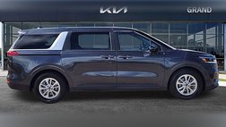 2023 Kia Carnival LX