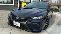 2022 Toyota Camry Hybrid SE