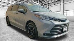 2024 Toyota Sienna Woodland Edition