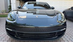 2018 Porsche Panamera Base