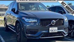 2023 Volvo XC90 Recharge T8 Plus Dark Theme