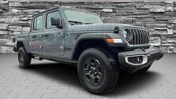 2026 Jeep Gladiator Sport